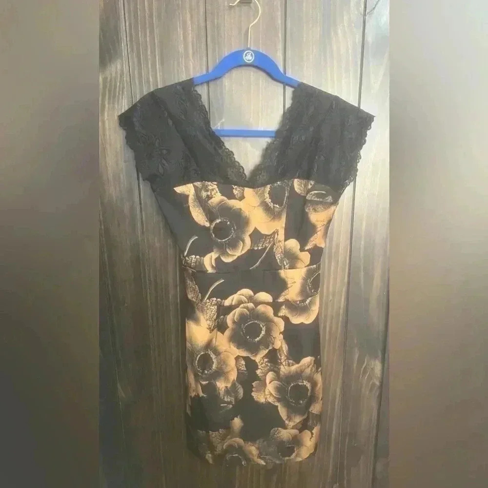 Y2K slip dress with lace trim and gold flower accents. Size Small. - Picture 8 of 8